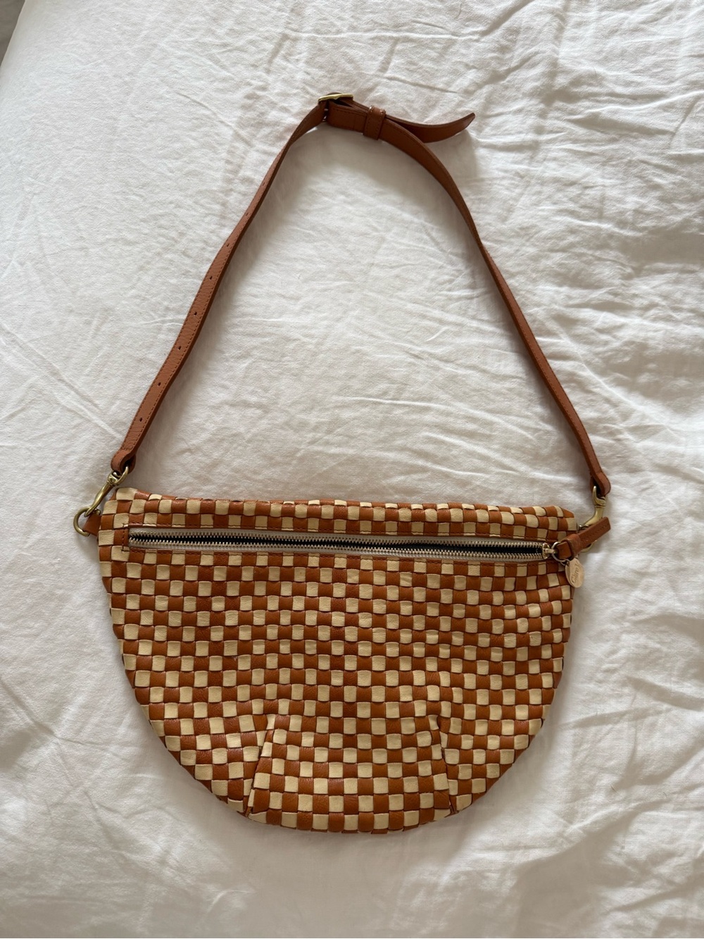 Clare V. Grande Fanny in Cognac & Cream